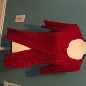 Short sleeve red two button sweater size xl
